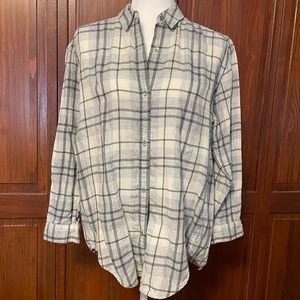 Calvin Klein Women’s Casual Plaid Button Down